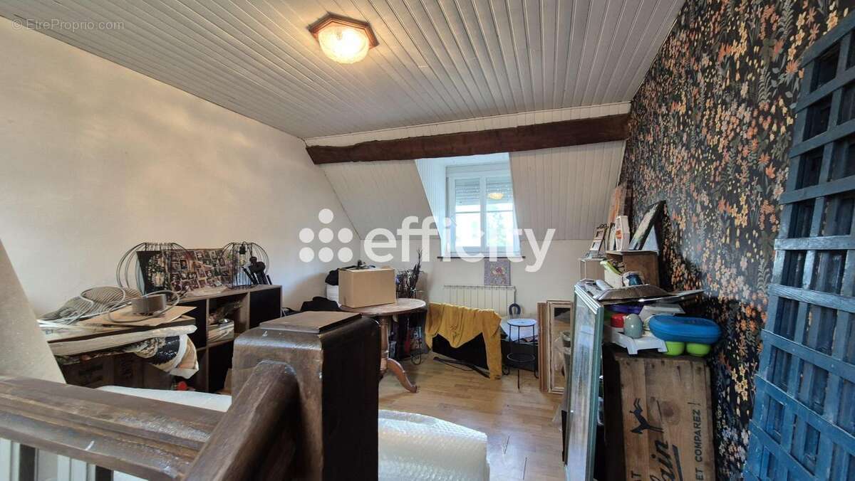 Maison à PORT-EN-BESSIN-HUPPAIN