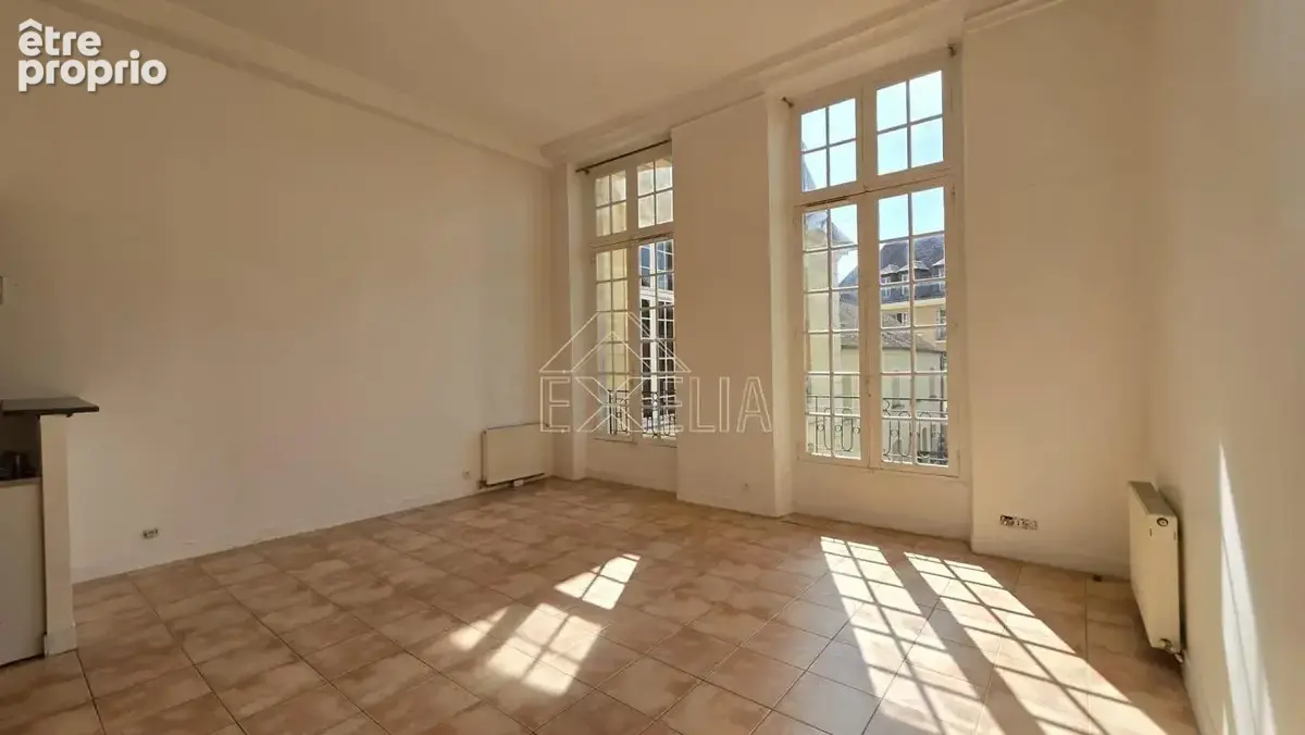 Appartement 2 pièces de 54 m² dans résidence historique au 1er étage à Mantes-la-Jolie - photo 4