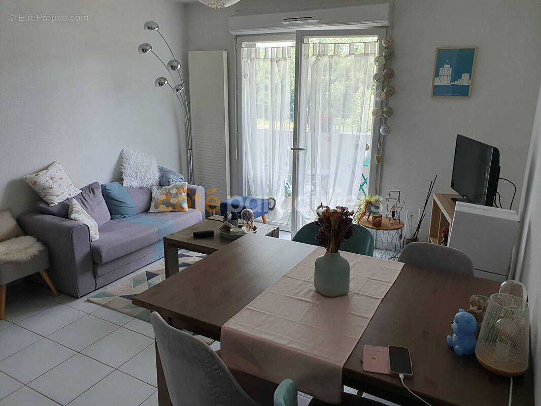 Appartement à AMILLY