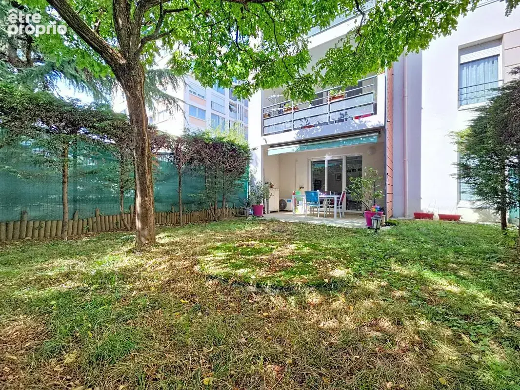 Appartement avec jardin - 3 chambres - Terrasses - Garage double en sus - photo 6