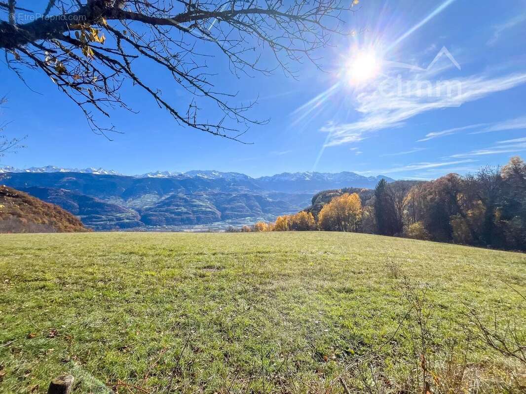Maison à LA TERRASSE