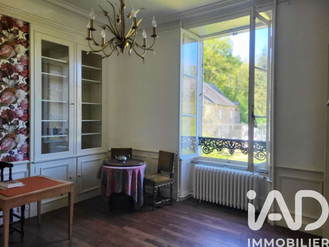 Photo 9 - Maison à MONTREUIL-LE-CHETIF
