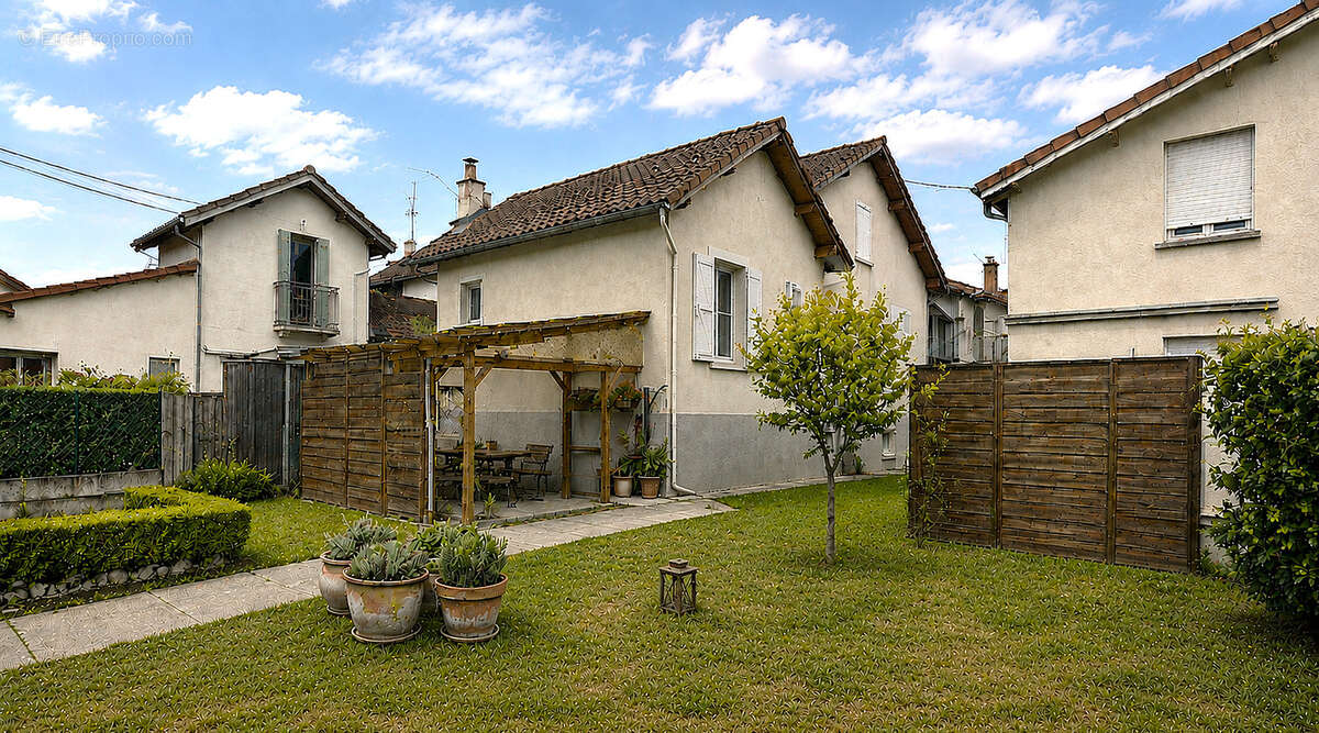 Maison à TARBES