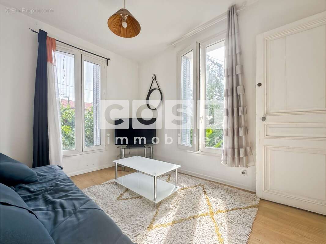 Appartement 152 m² à Colombes  - photo 3
