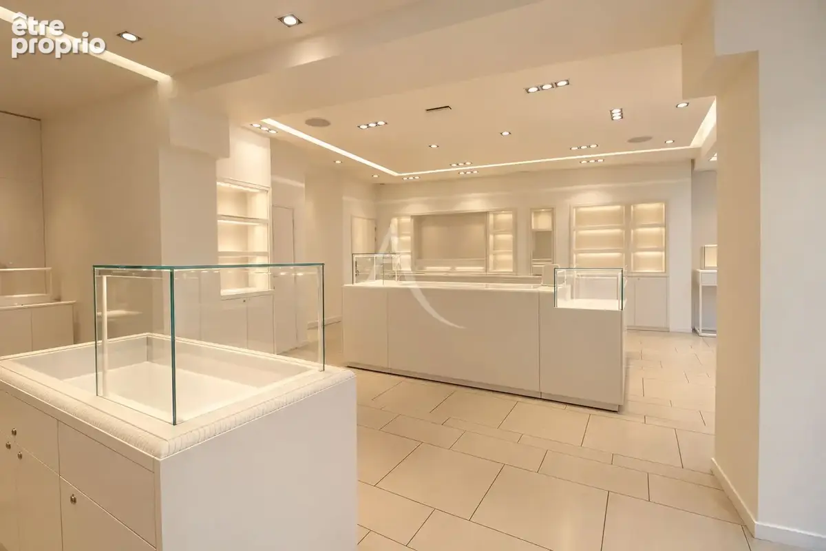 Immeuble local commercial  blois hyper centre 290 m2 - photo 3