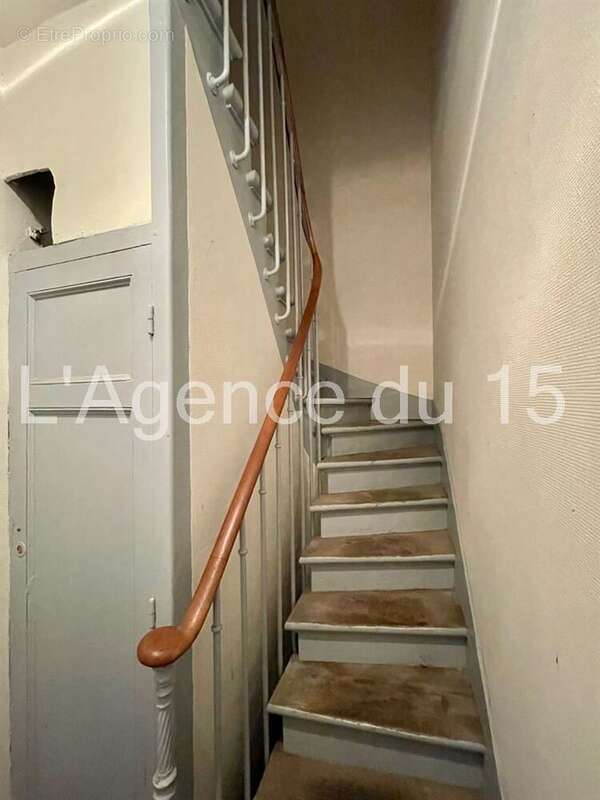Appartement à PARIS-15E