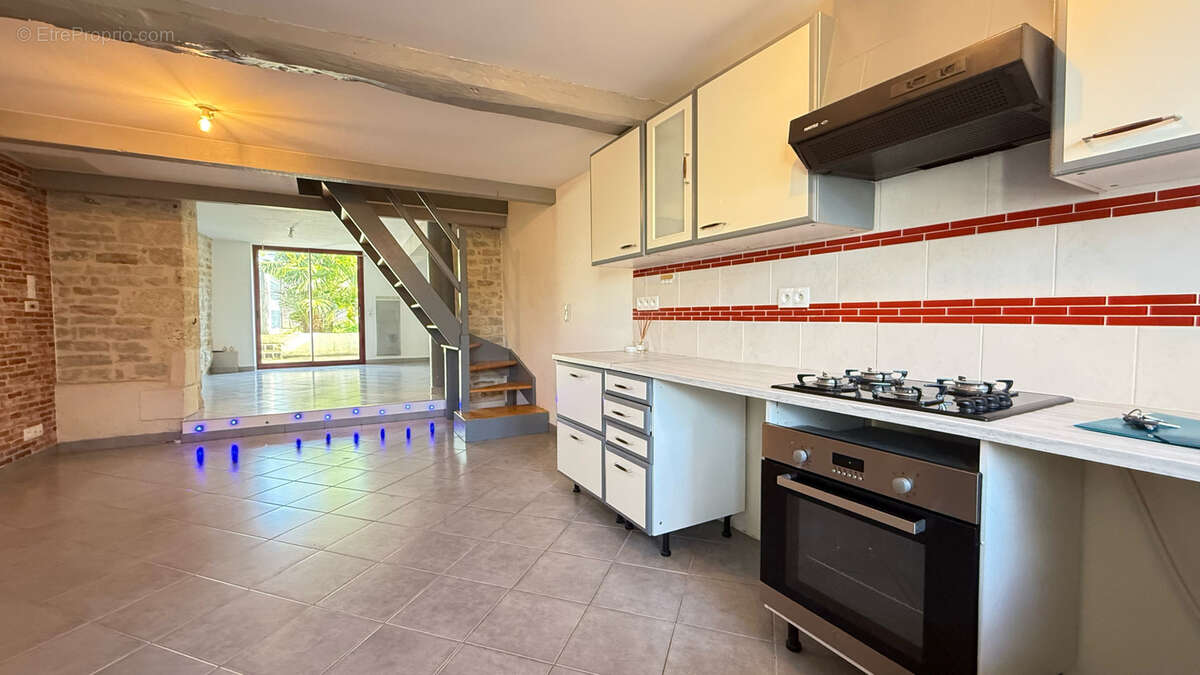 Maison à SANSAIS