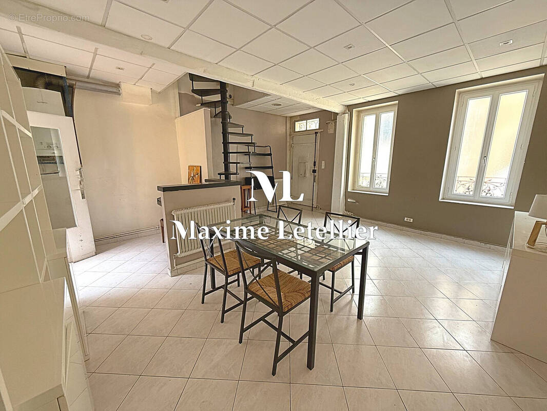 Maison à MARSEILLE-4E