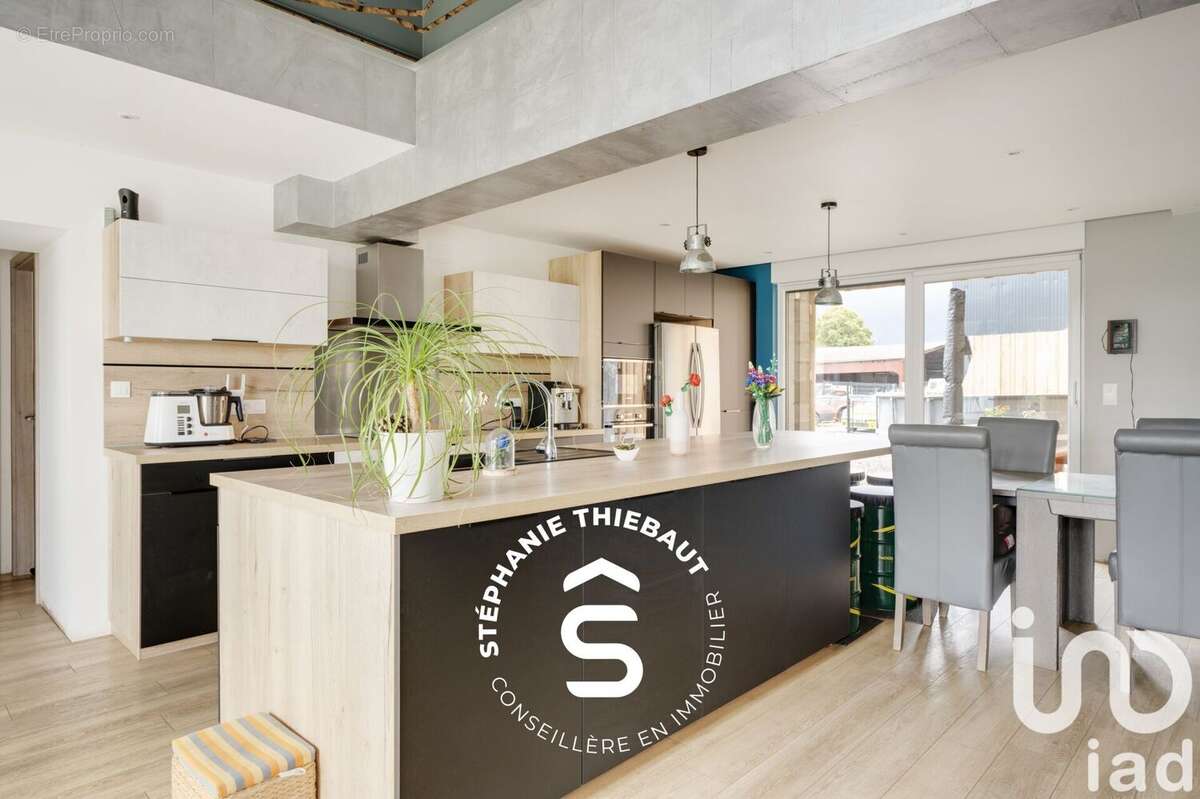 Photo 7 - Maison à DOMMARTIN-AUX-BOIS