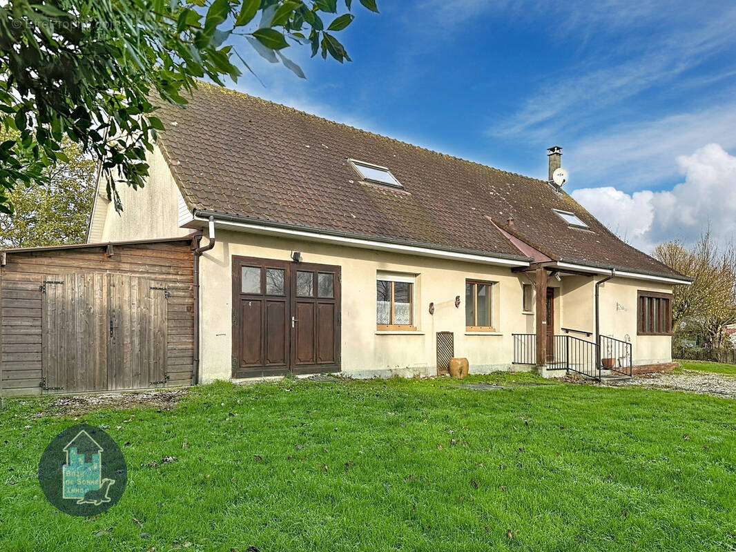 Maison à PONTHOILE