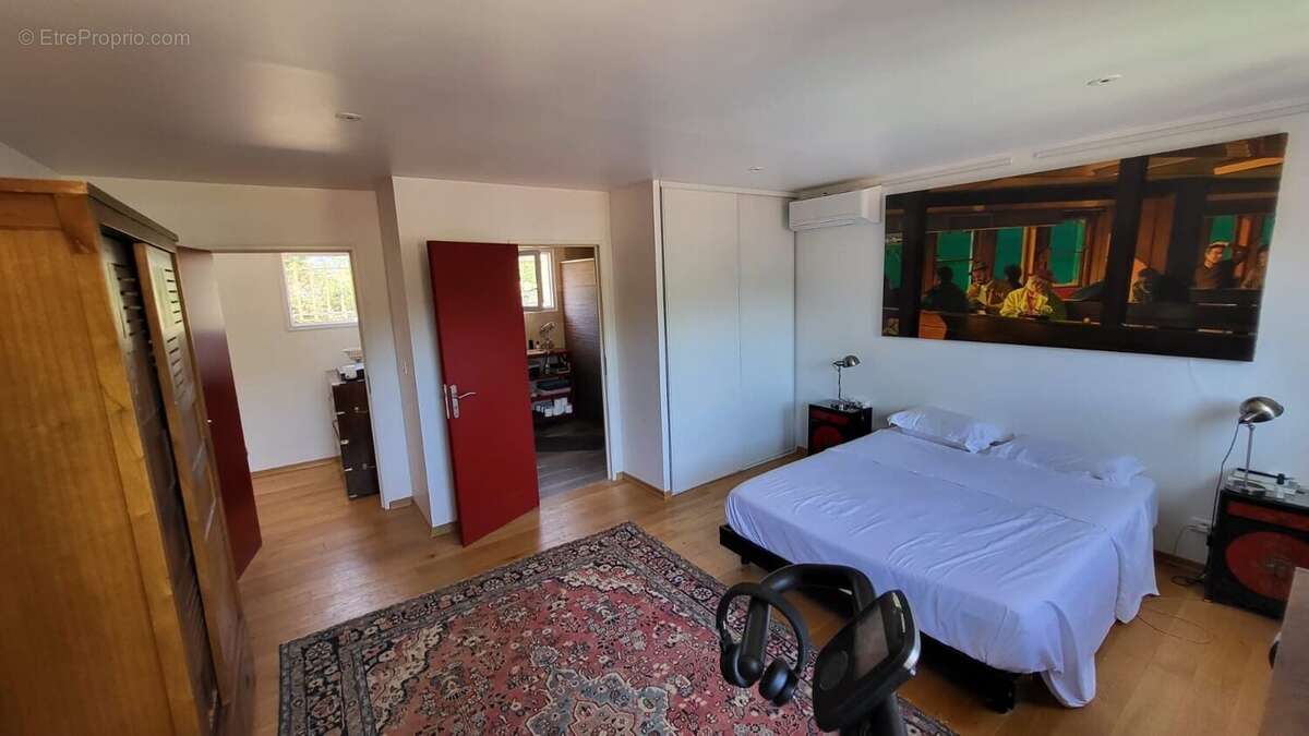 Maison 213 m² à Peri  - photo 8
