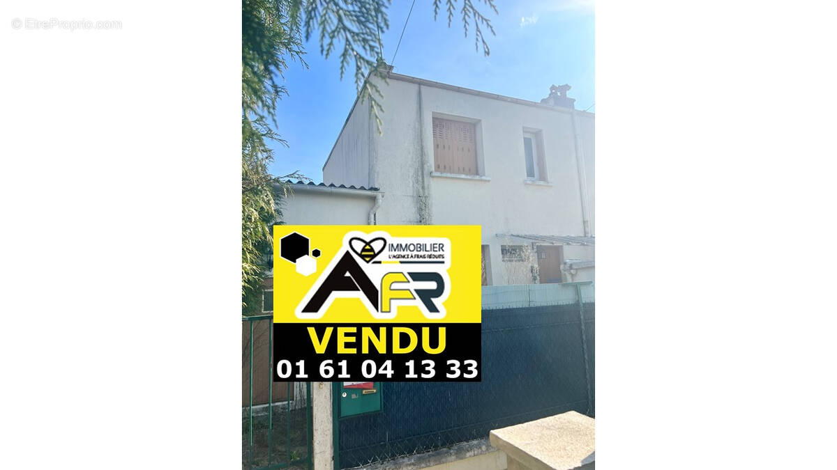 Maison à SARTROUVILLE