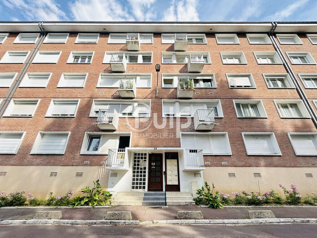 Appartement à SAINTE-CATHERINE