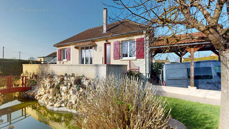 Maison à LE NEUBOURG