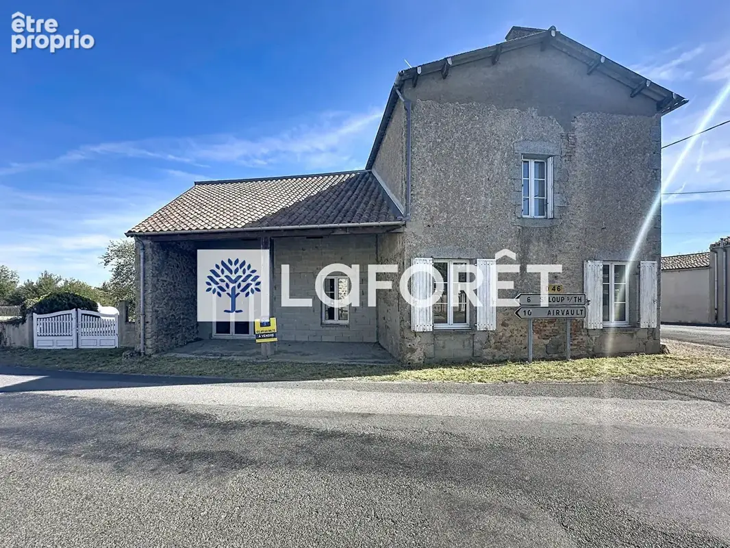 Vente maison LOUIN - photo 2
