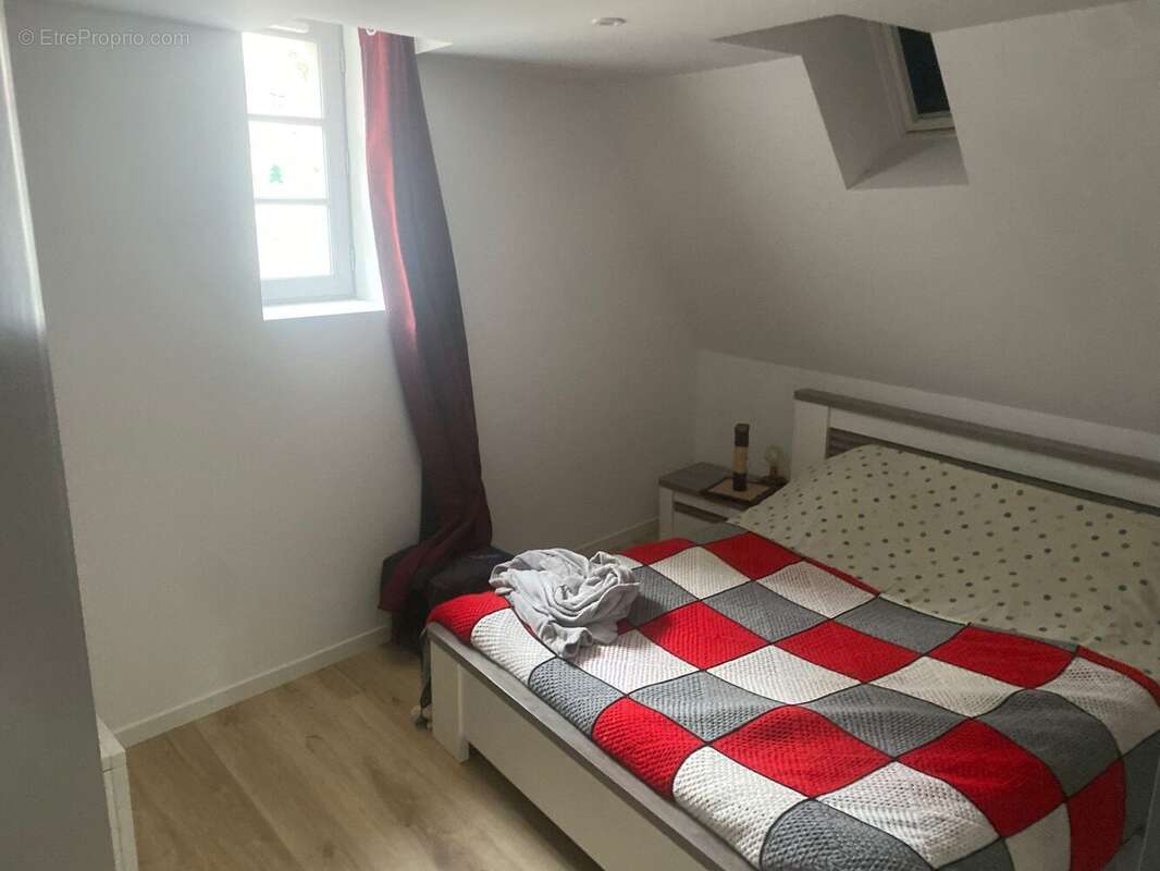 Appartement à LOIGNE-SUR-MAYENNE