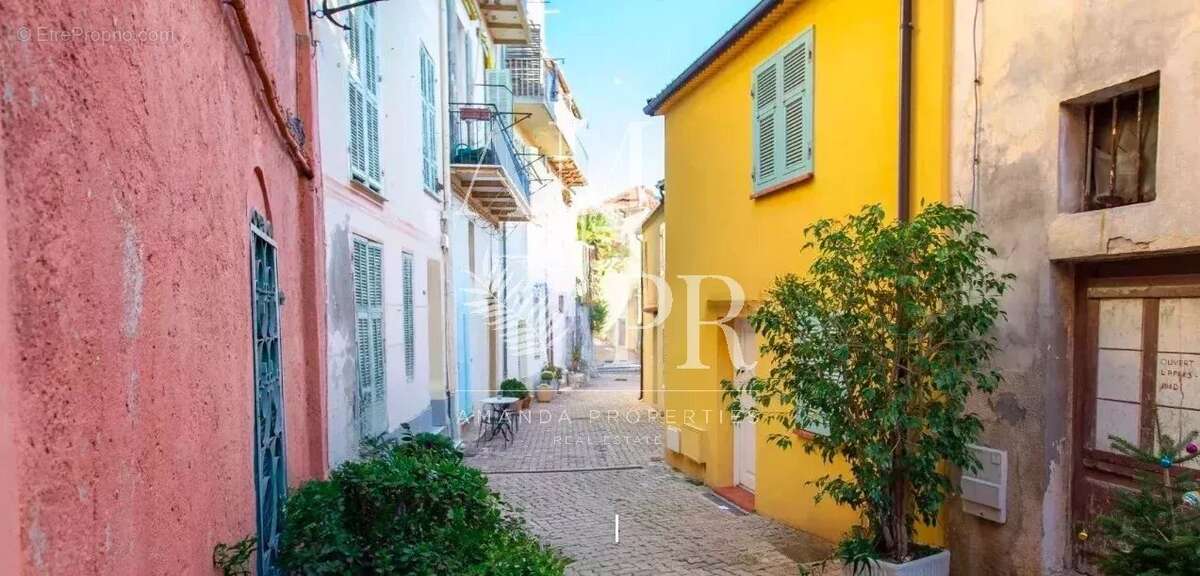 Appartement à VILLEFRANCHE-SUR-MER
