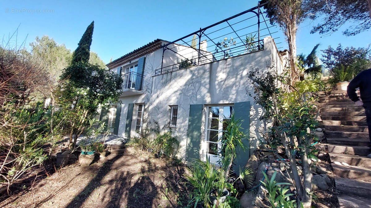 Maison à LA MOTTE