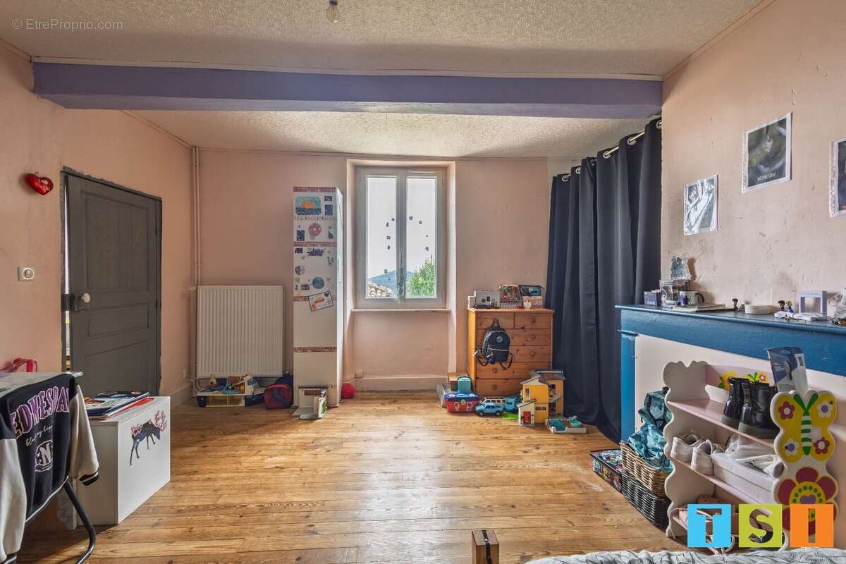 Maison à MARTRES-TOLOSANE