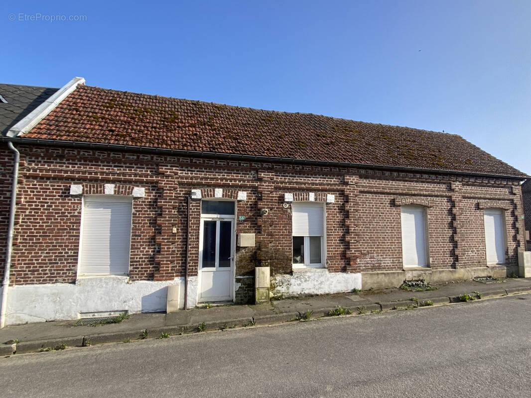 Maison à NESLE-NORMANDEUSE