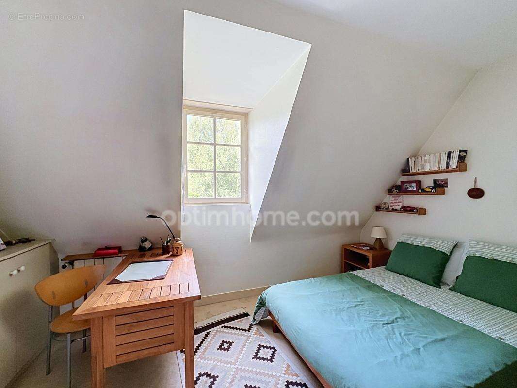 L ISLE ADAM (95) : Maison 170m² 850m² terrain 5 chambres - photo 15