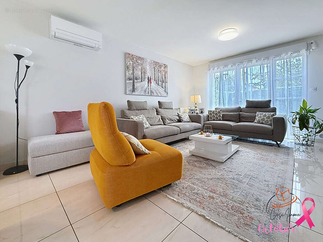 Maison à PREVESSIN-MOENS