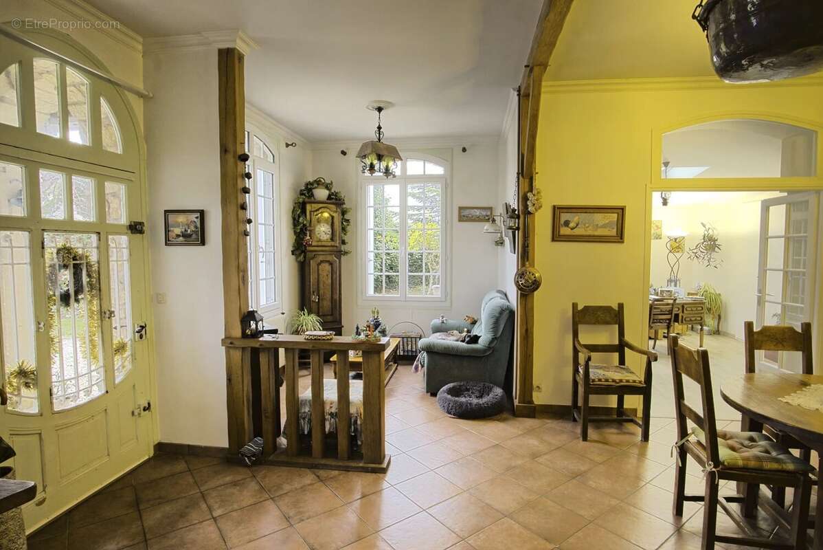 Maison à COURSEULLES-SUR-MER