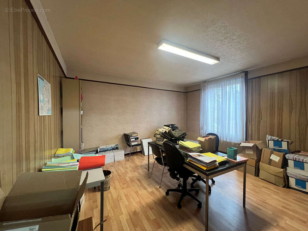 Maison à BRUAY-LA-BUISSIERE