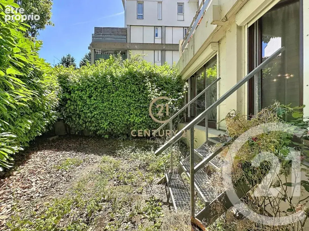 Appartement à GIVORS