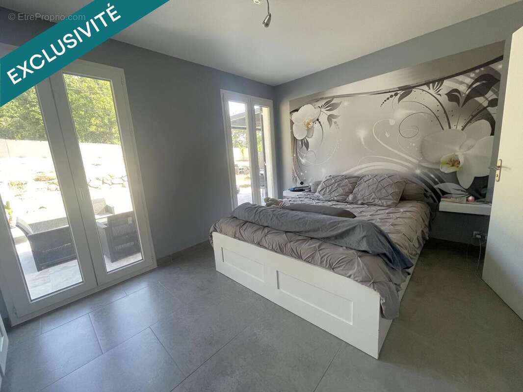 Photo 6 - Maison à LA ROQUE-D'ANTHERON