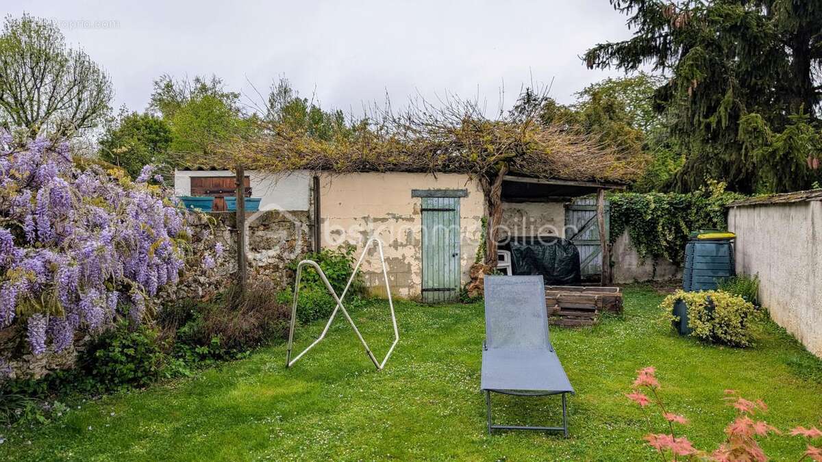 Maison à REBAIS