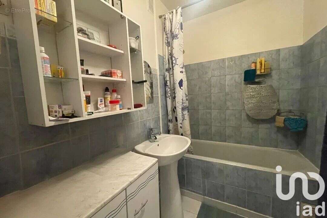 Photo 7 - Appartement à SAINTE-GENEVIEVE-DES-BOIS