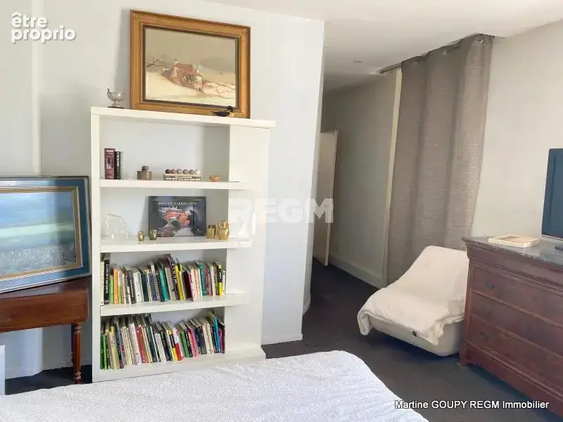 ORLEANS (45)   Cœur de ville, Appartement atypique plein de charme T3 103 m2 - Copro bénévole - photo 11