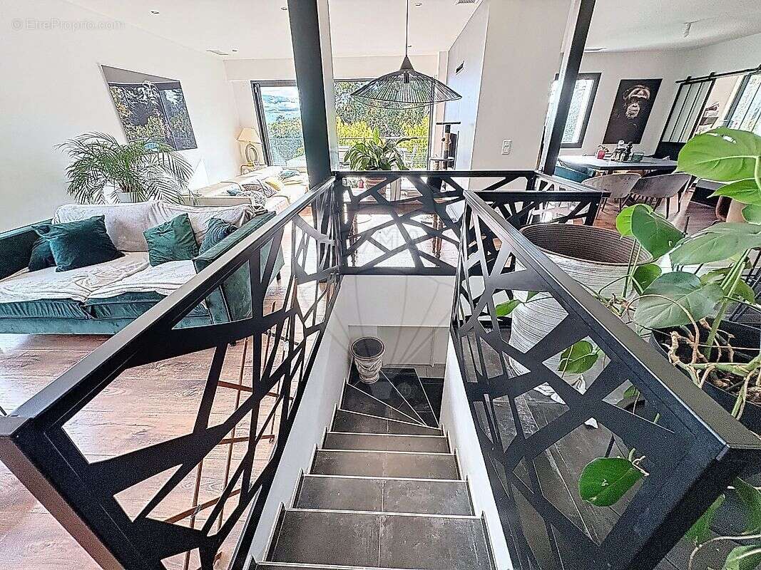 Maison à BOISSET-ET-GAUJAC