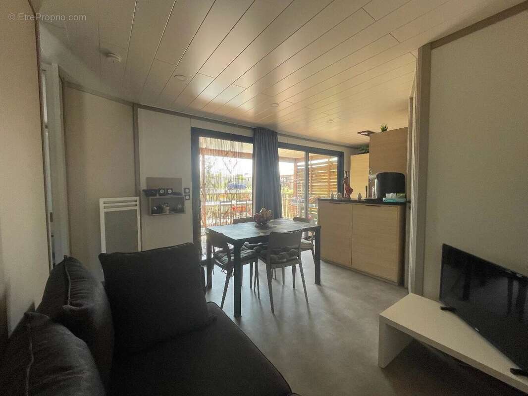 Maison à SAUBRIGUES