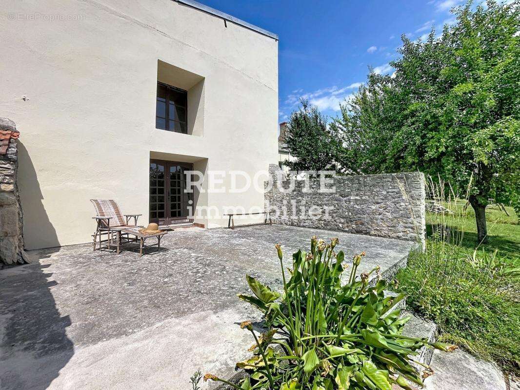 Grande maison T8 environ 250m²  - Hangar - Jardin - Crugny - photo 25