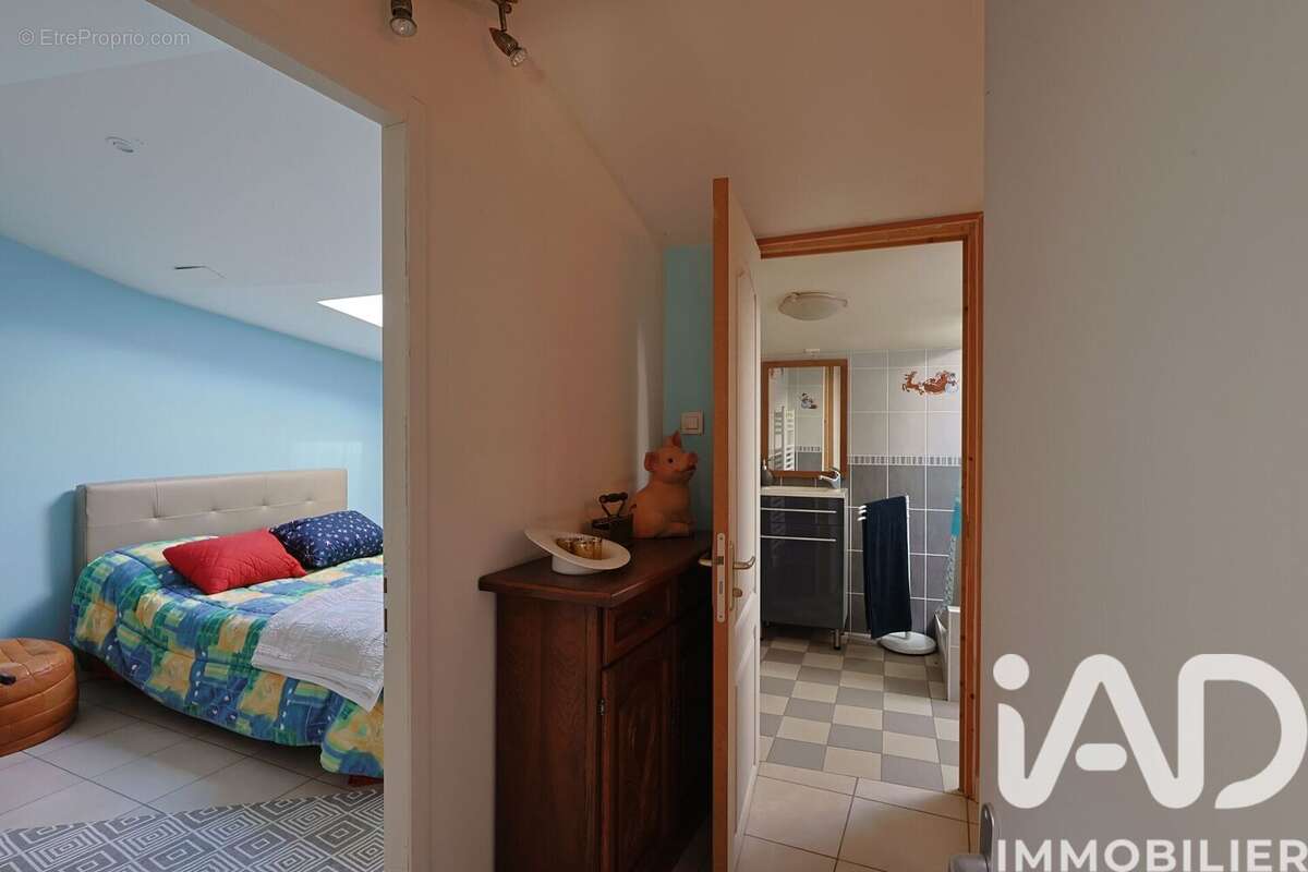 Photo 8 - Maison à SAINT-MACAIRE-EN-MAUGES