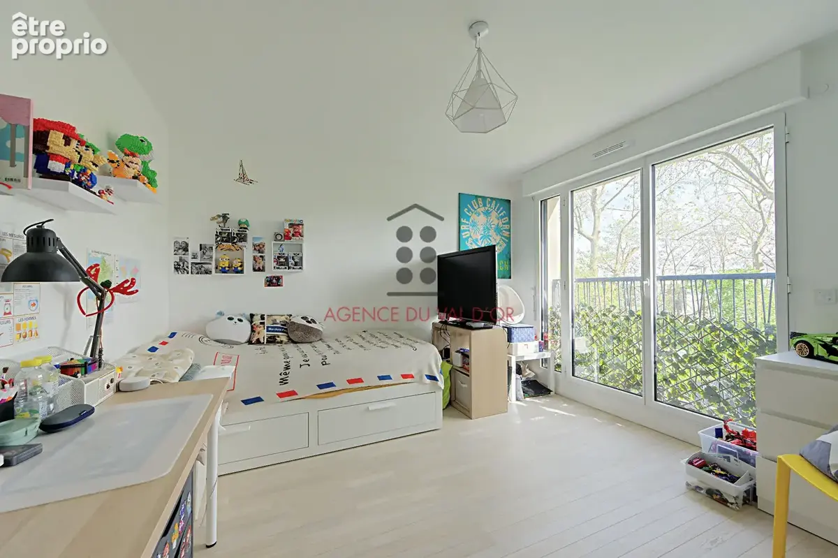 Maison Louveciennes / 4 pièces 107 m2 + 15 m2 de garage / Parfait état - photo 11