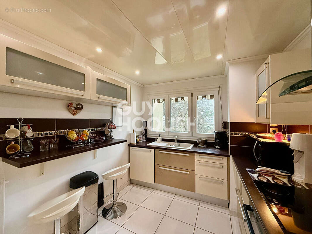 Appartement à ROSNY-SOUS-BOIS