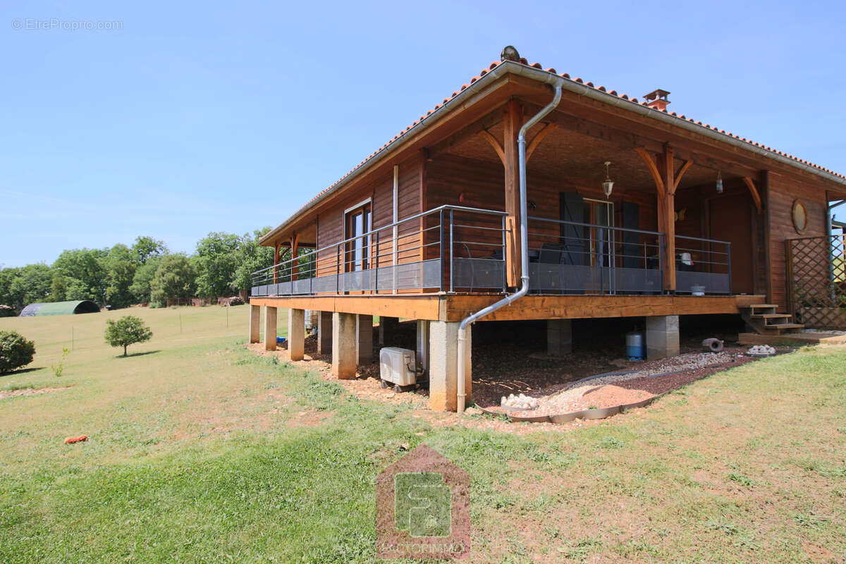 Maison à PUY-L'EVEQUE