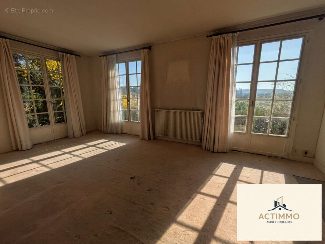 Maison 61 m² à Joigny  - photo 4