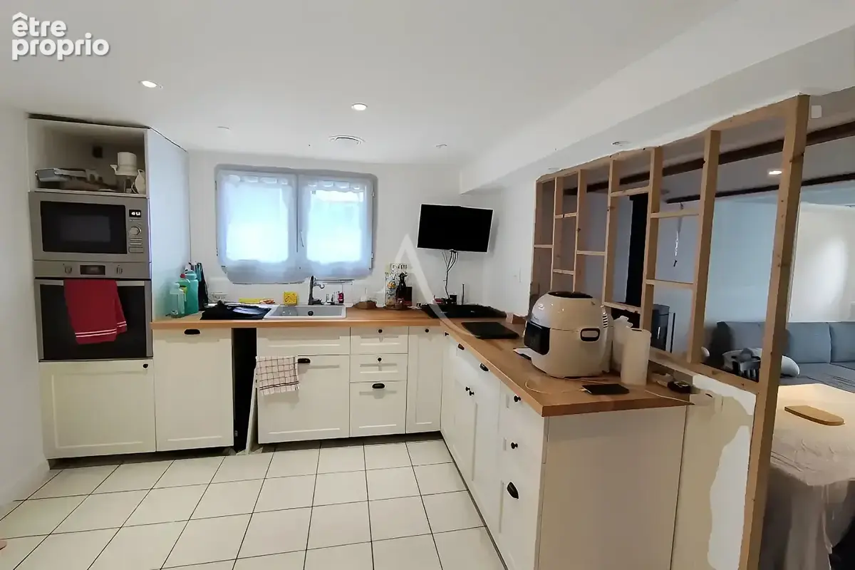 Maison familiale (6 pièces) quartier du Puits Rochais - photo 3