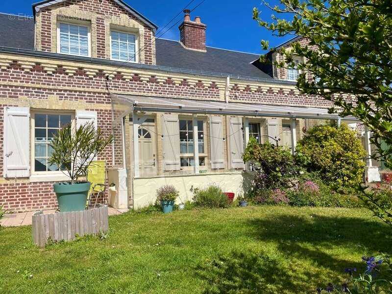 Maison à OCTEVILLE-SUR-MER