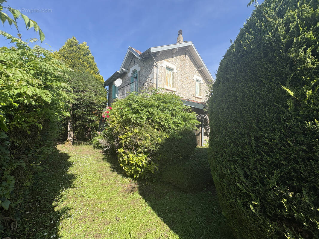 Maison à SAINT-GIRONS