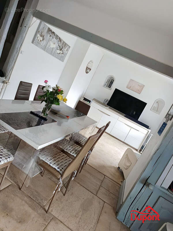 Maison à VITRY-LE-CROISE