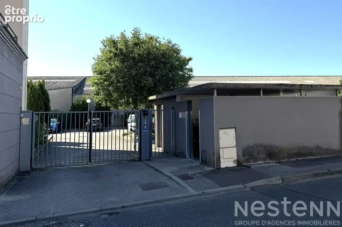 Carcassonne - appartement t2 loué avec terrasse, ascenseur et parking privatif - photo 9