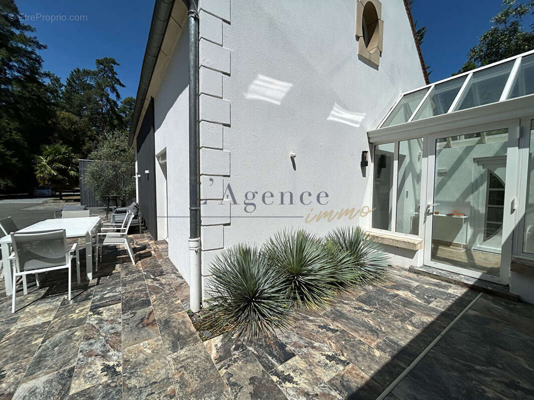 Maison Lamorlaye Le LYS 300m² - photo 3