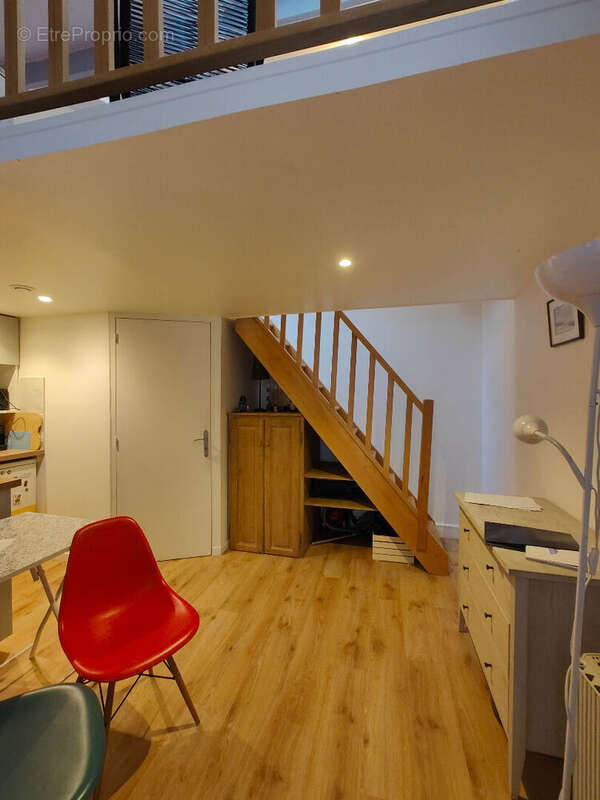 Appartement à PARIS-7E