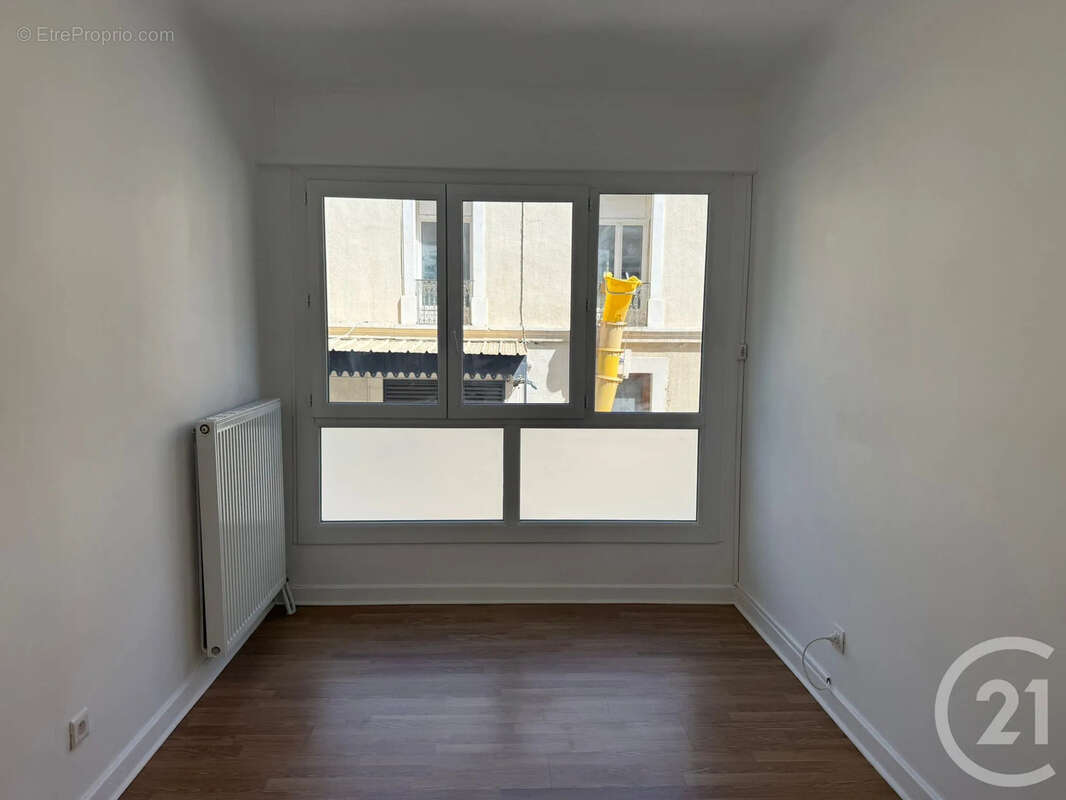 Appartement 64 m² à Sete  - photo 3