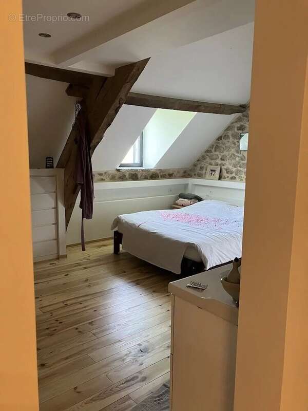 Maison à BEAUNE-D&#039;ALLIER